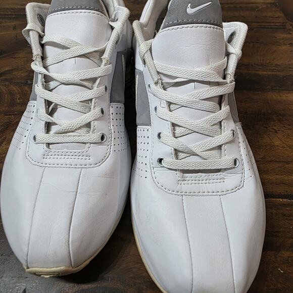 Nike Shox Deliver Women's 9 White/Silver/Grey Leather Running/Casual Shoes - Picture 1 of 6